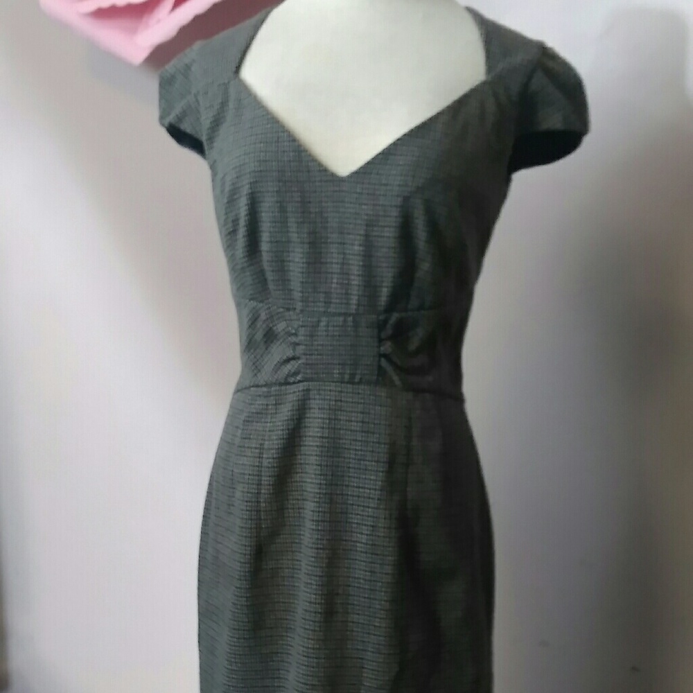 H&M brown pencil skirt dress